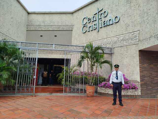 Seguridad en centro comercial